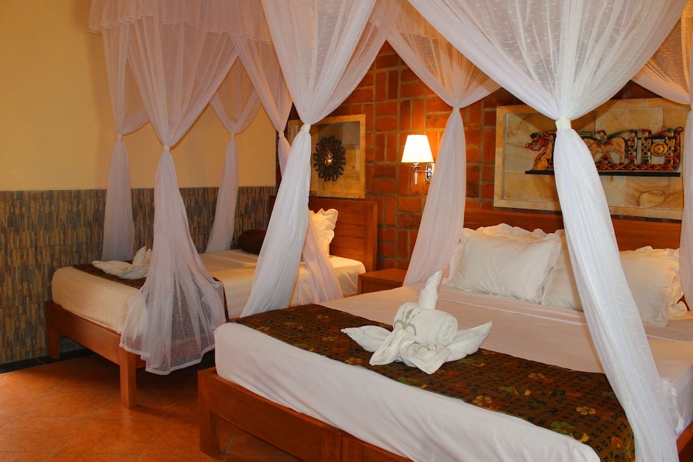 Man's Cottages and Spa