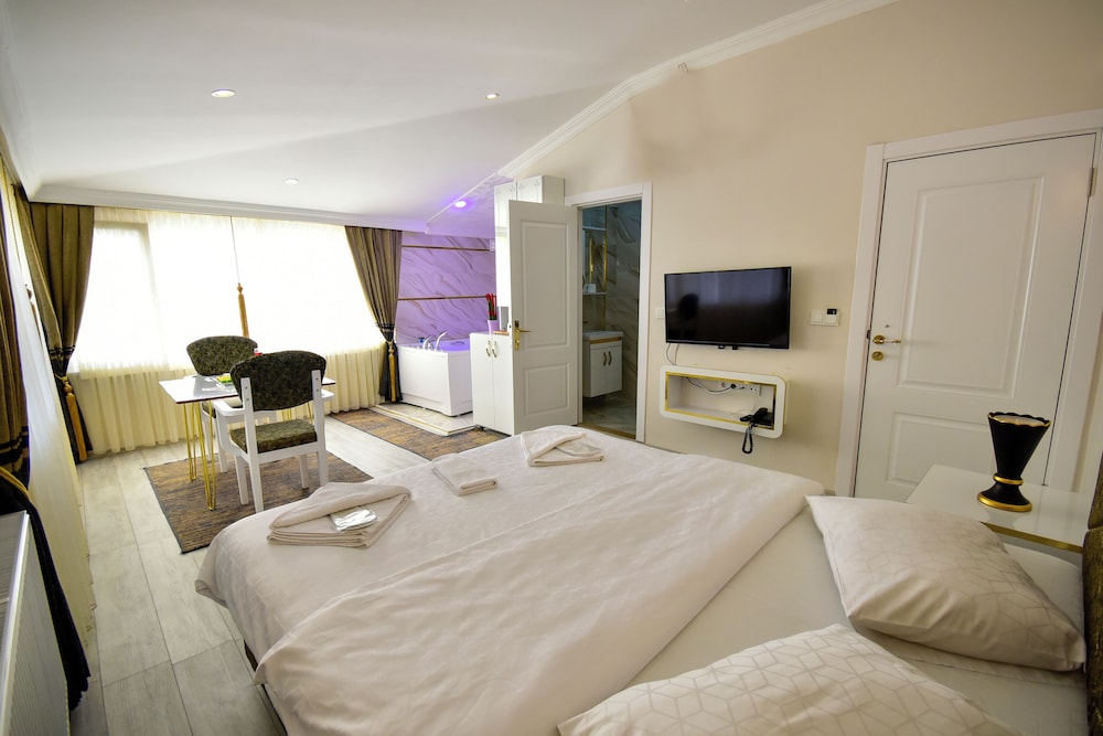 Loca Suit Otel - Image 20