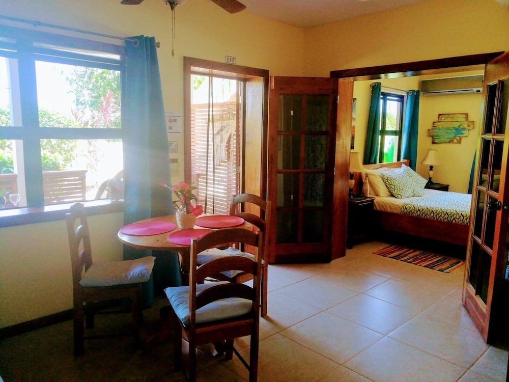 Dolce Cabana Waterfront Suites