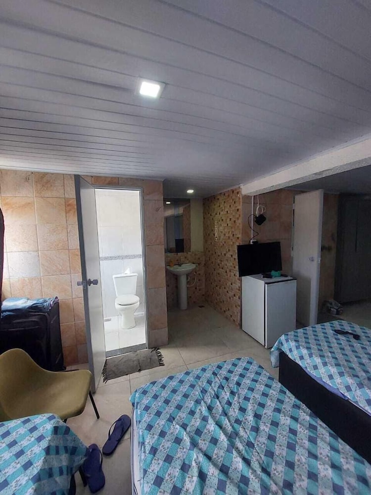 Hostel Bom e Familiar