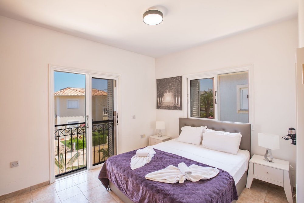 Protaras Holiday Villa Jv8 view 4