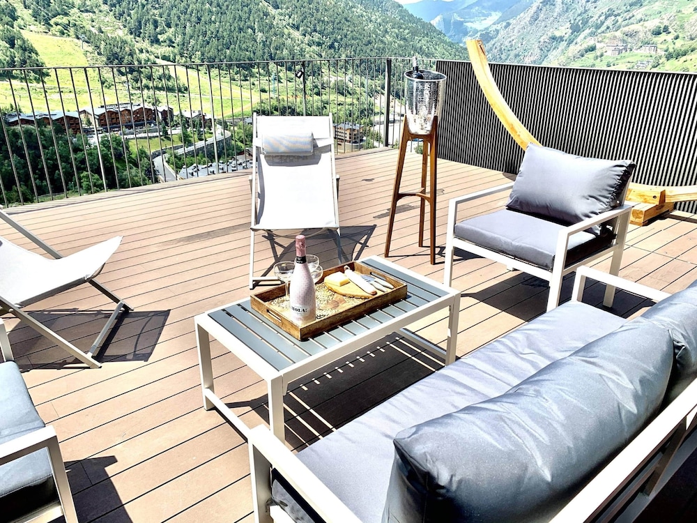 Ski Chalet Andorra - El Tarter by KOKONO