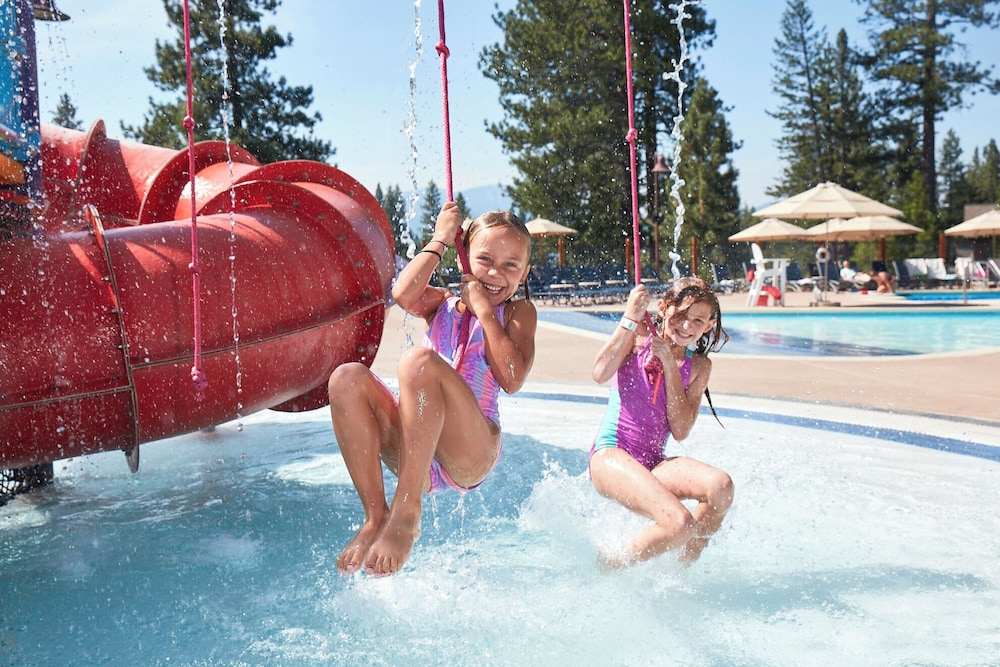 Lake Tahoe Vacations - The Cottages at Old Greenwood - Property Image 18