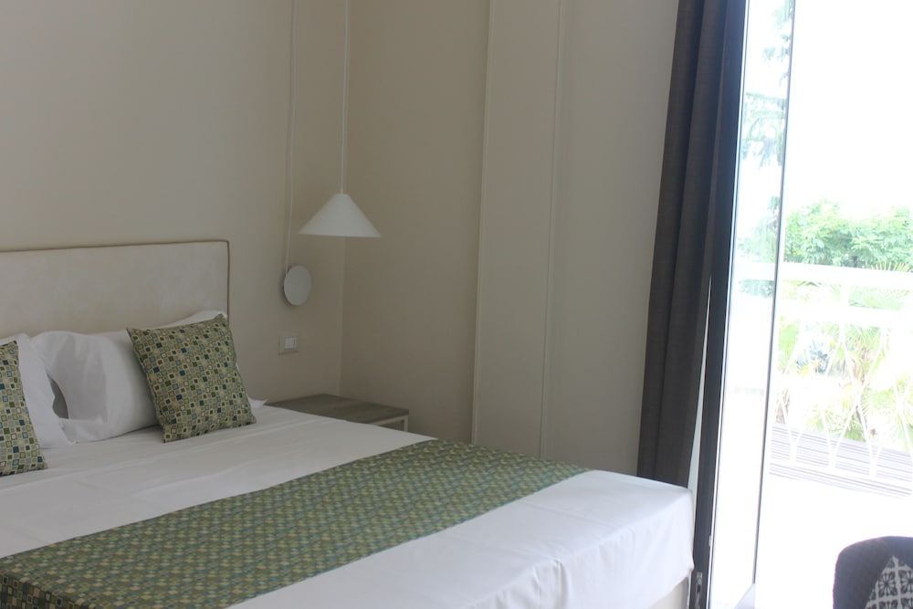 Lake Garda Beach Hostel