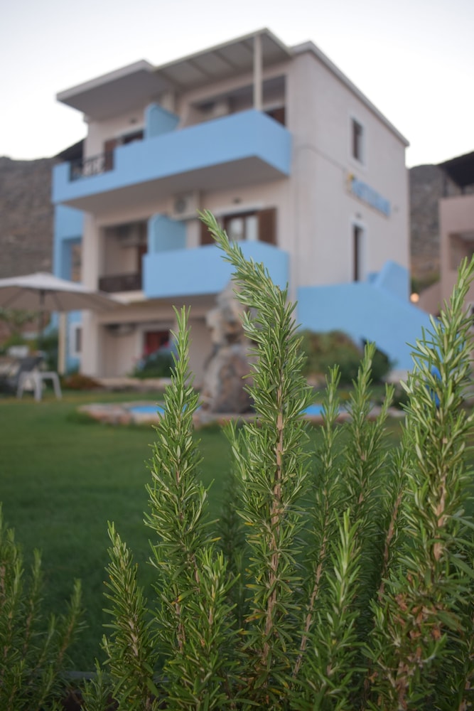 Asteras Apartments