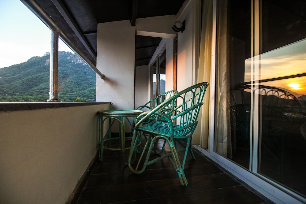 Bamboo Saa Resort & Spa