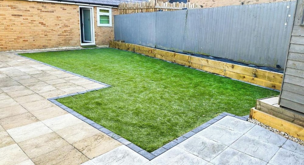 6 Bedroom House in Milton Keynes