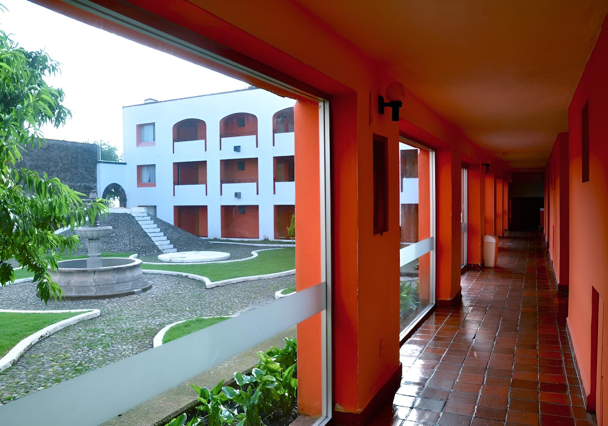Photo 14
