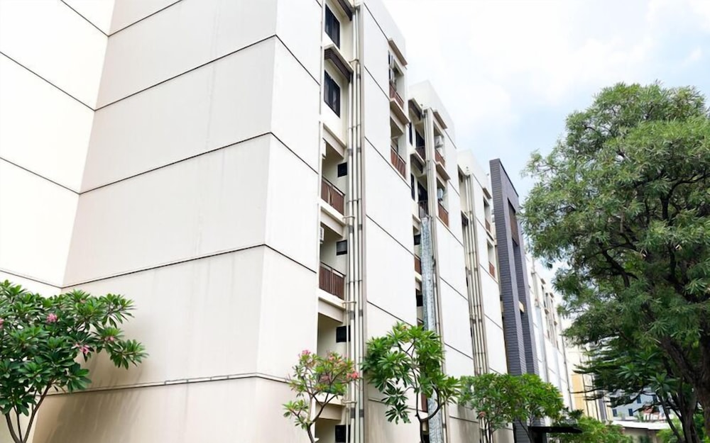 Good Deal 2Br Apartment At Metropark Condominium Jababeka