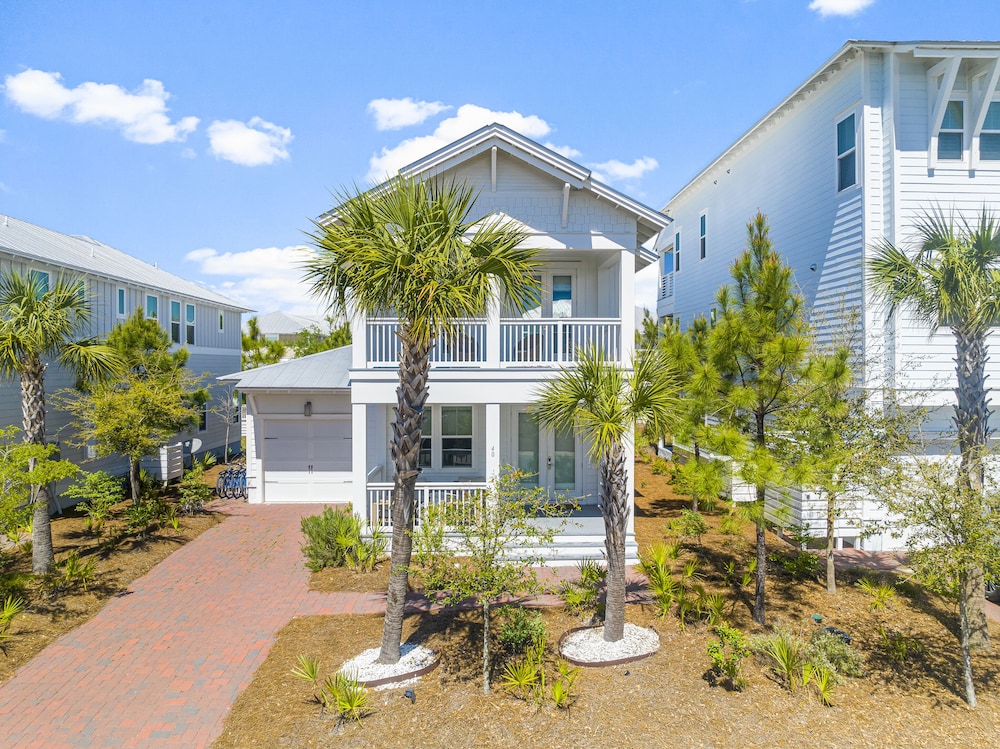 Prominence on 30A by Panhandle Getaways