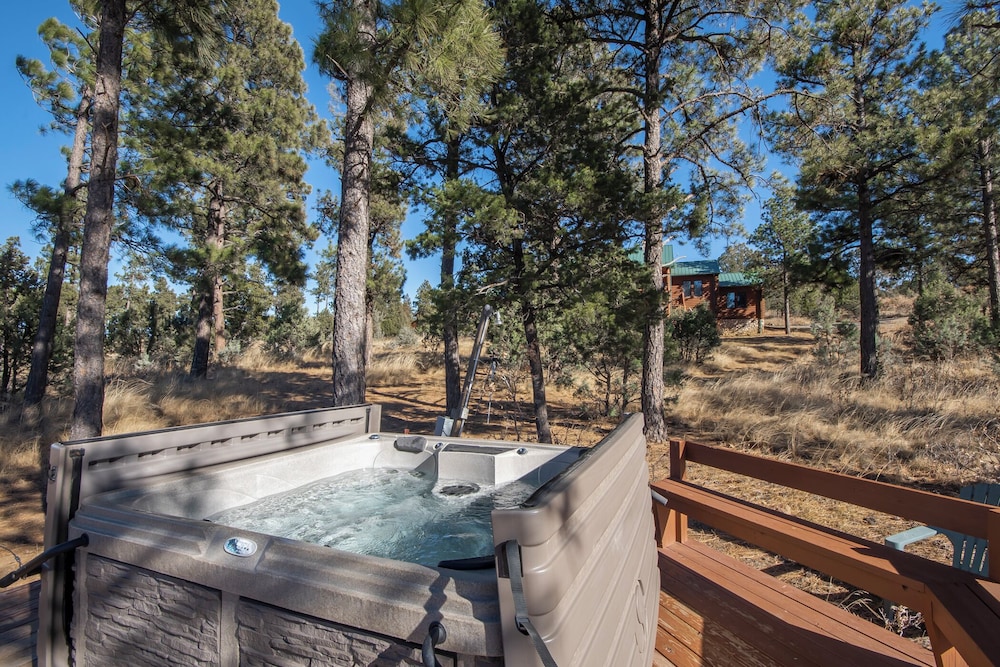 Blue Lake Lodge by Ruidoso Vacation Rentals