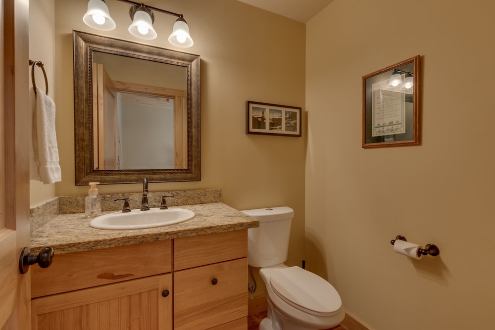 The Westlands Lodge 1135ac 4 Bedroom Home