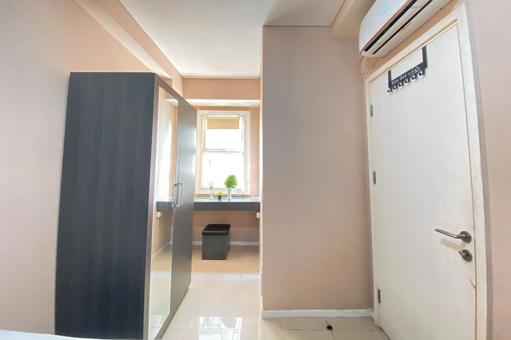 Pleasurable 2BR Apartment Parahyangan Residence