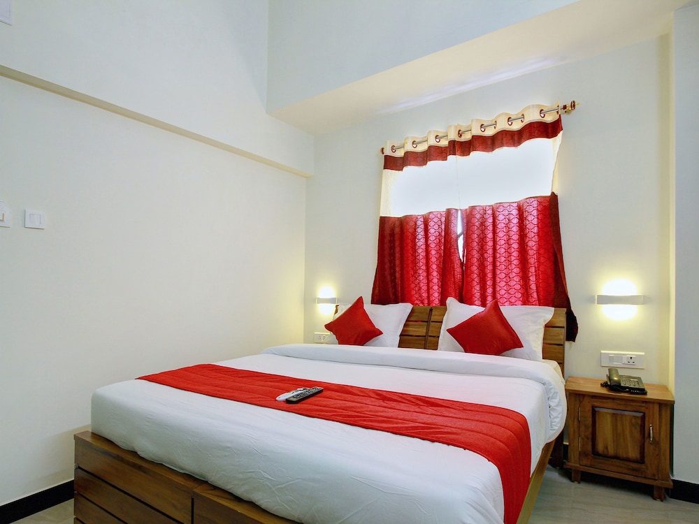 OYO 14240 MOHAN RESIDENCY