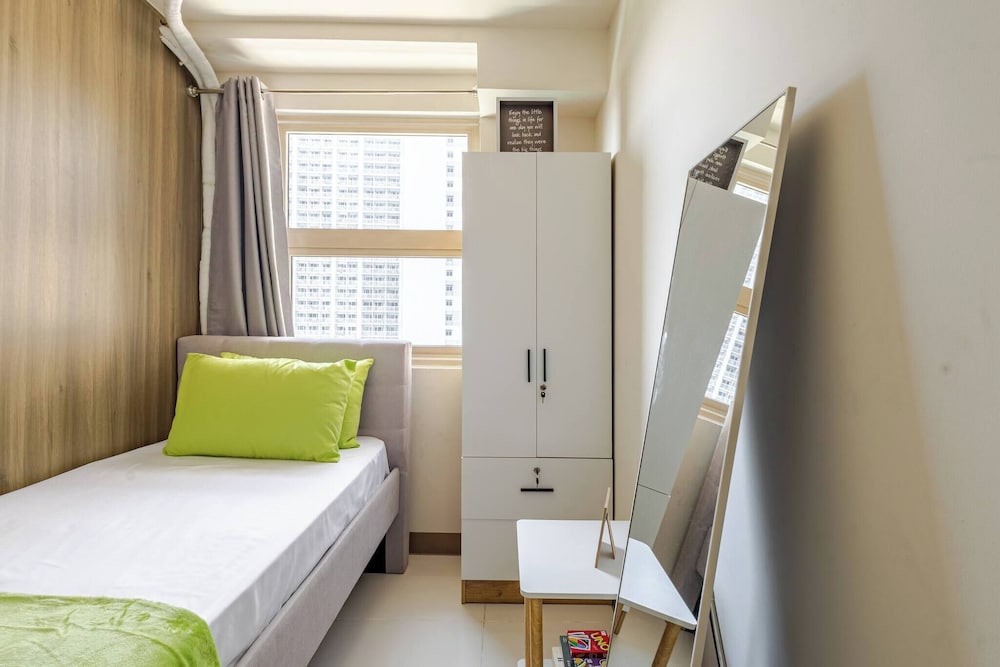 Luxurious Bayview 2BR Near MOA Picc CCP Free Wifi