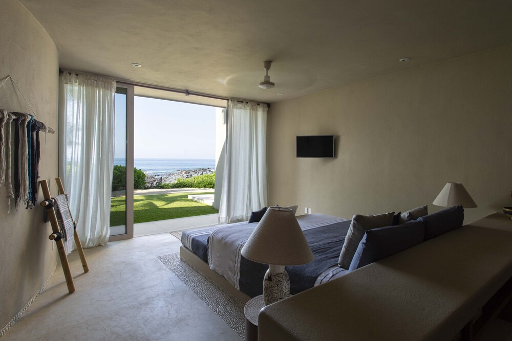 Punta Majahua Condos