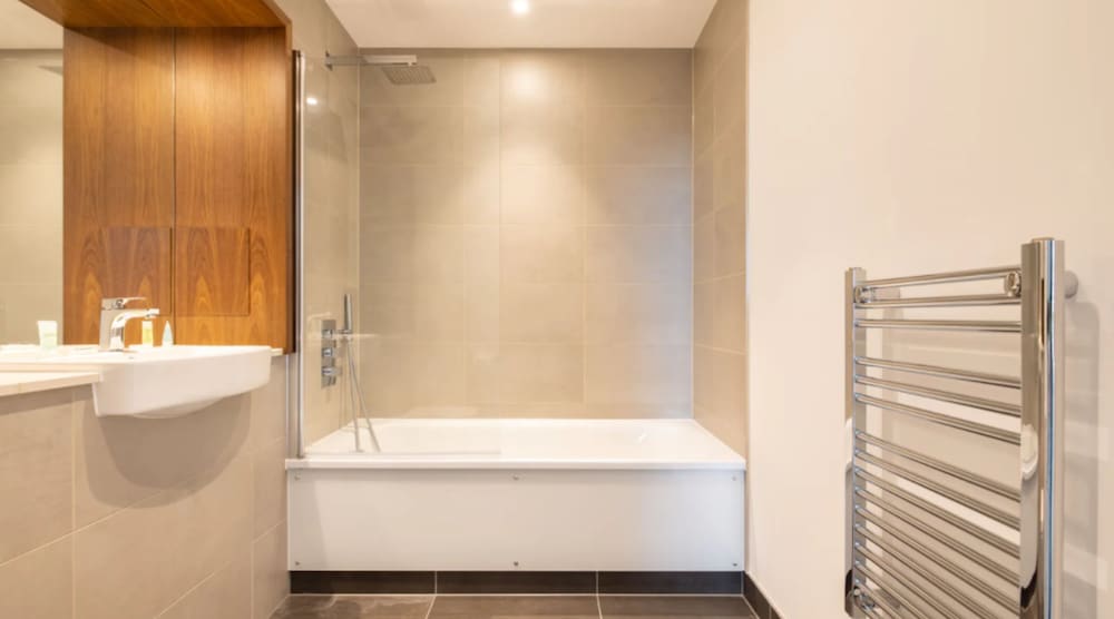 Charles Hope Apartment Canary Wharf