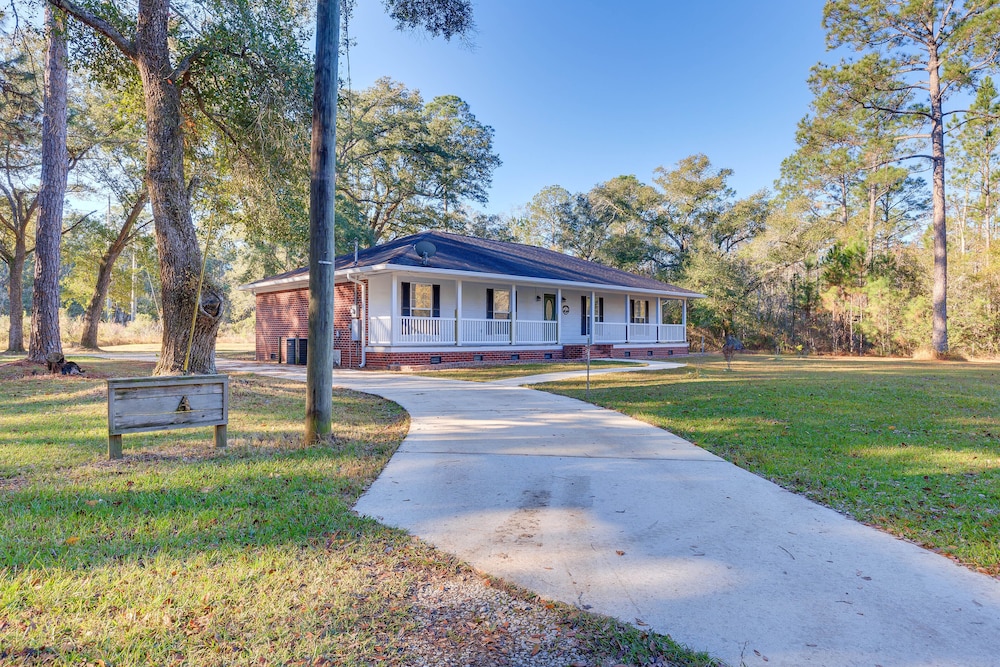 Tranquil Coden Retreat: 10 Mi to Dauphin Island! view 4