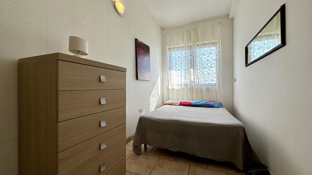 Villetta Certosina 1 - Villa Just a few Meters From the sea