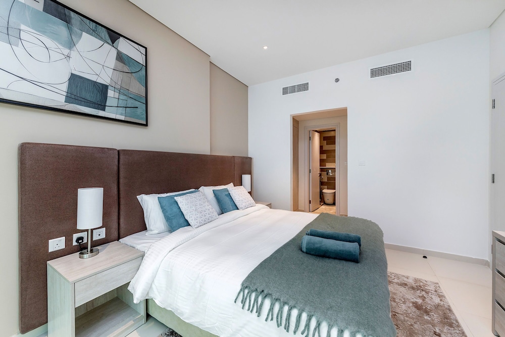 Stylish 1BR in Seven Palm photo 2