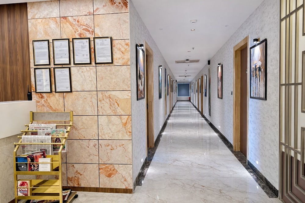 Hotel The Crown Inn Jhunjhunu