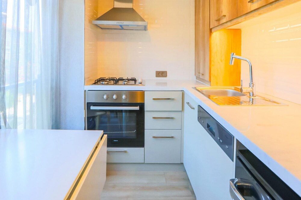 Comfy Flat 500 m to Uskudar Ferry Station