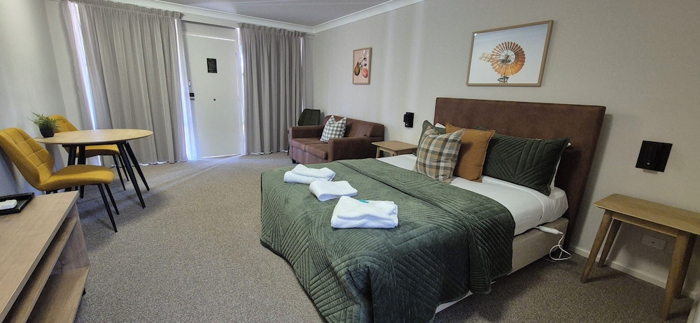 Molong Motor Inn