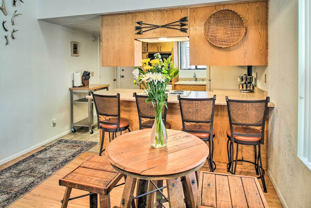 Alpine Arizona Cabin Rental w/ Gas Grill!
