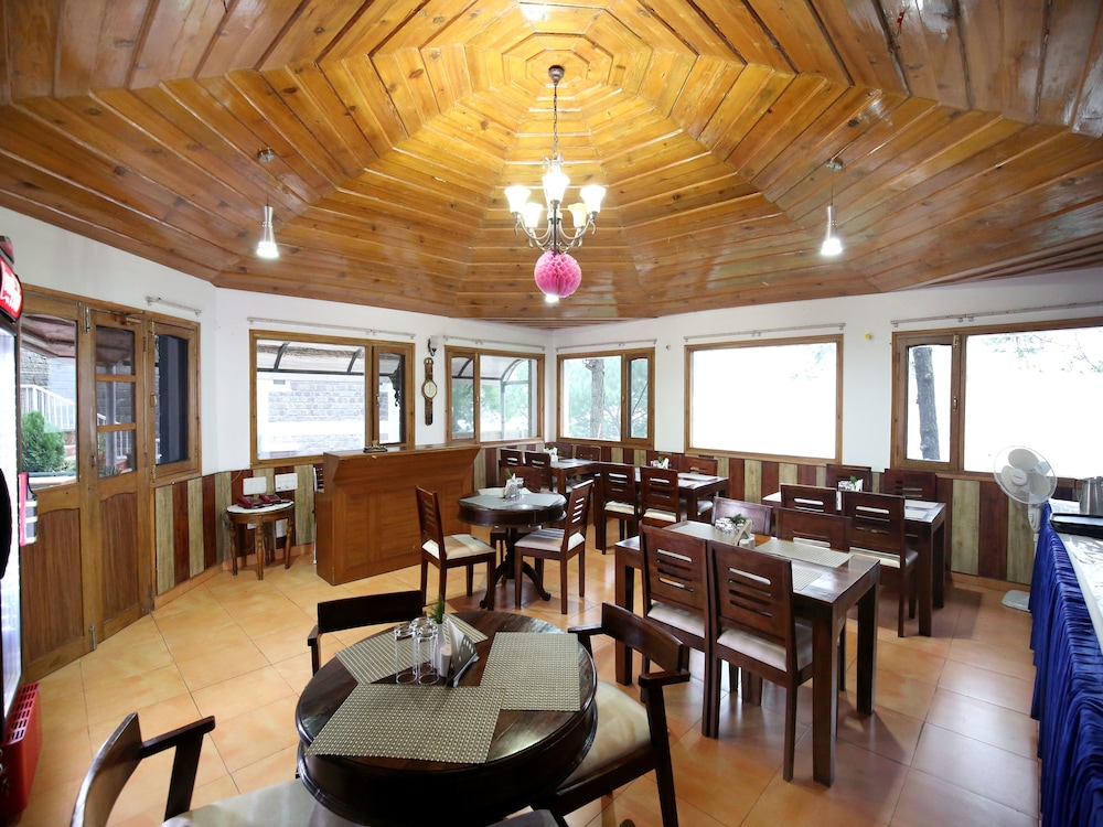 OYO 9660 Blossom Resort