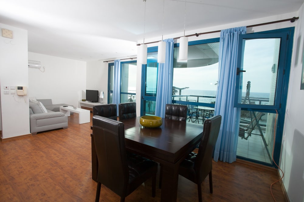 The Sea Apartments Tel Aviv by different locations