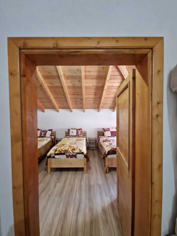 Guest House Korabi