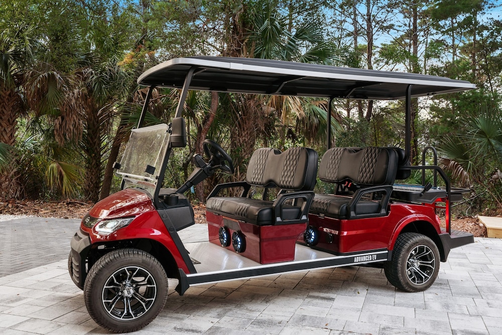 30A Florida Flashback by Avantstay Private Pool Golf Cart 3 Blocks to Beach