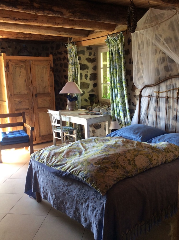 Le Clos de Masclaux view 2