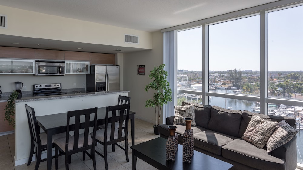 Oaks on the River Boutique Residences