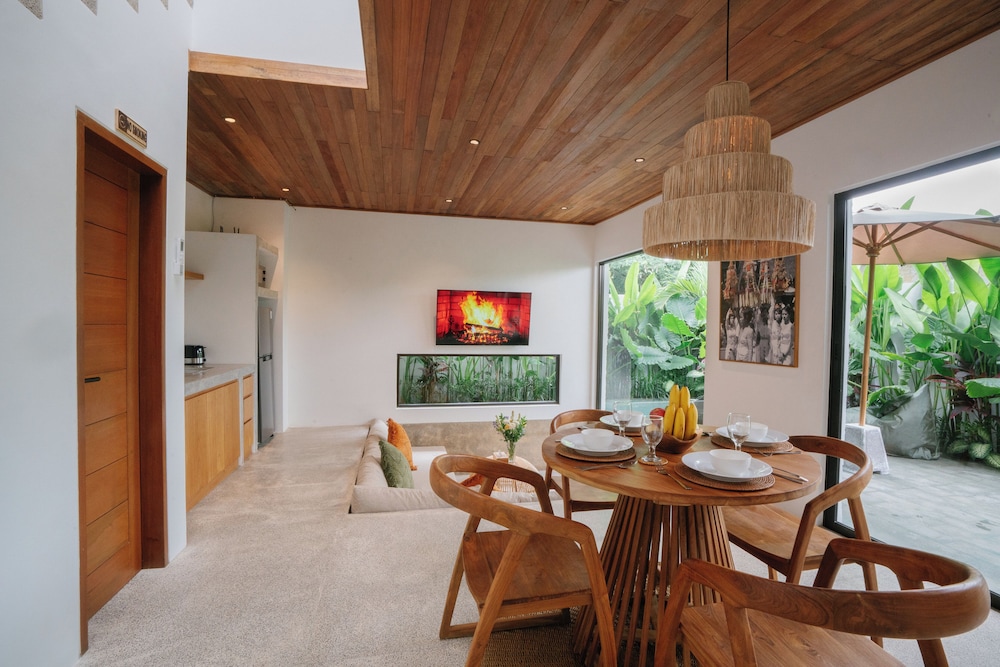 The Reef Villas