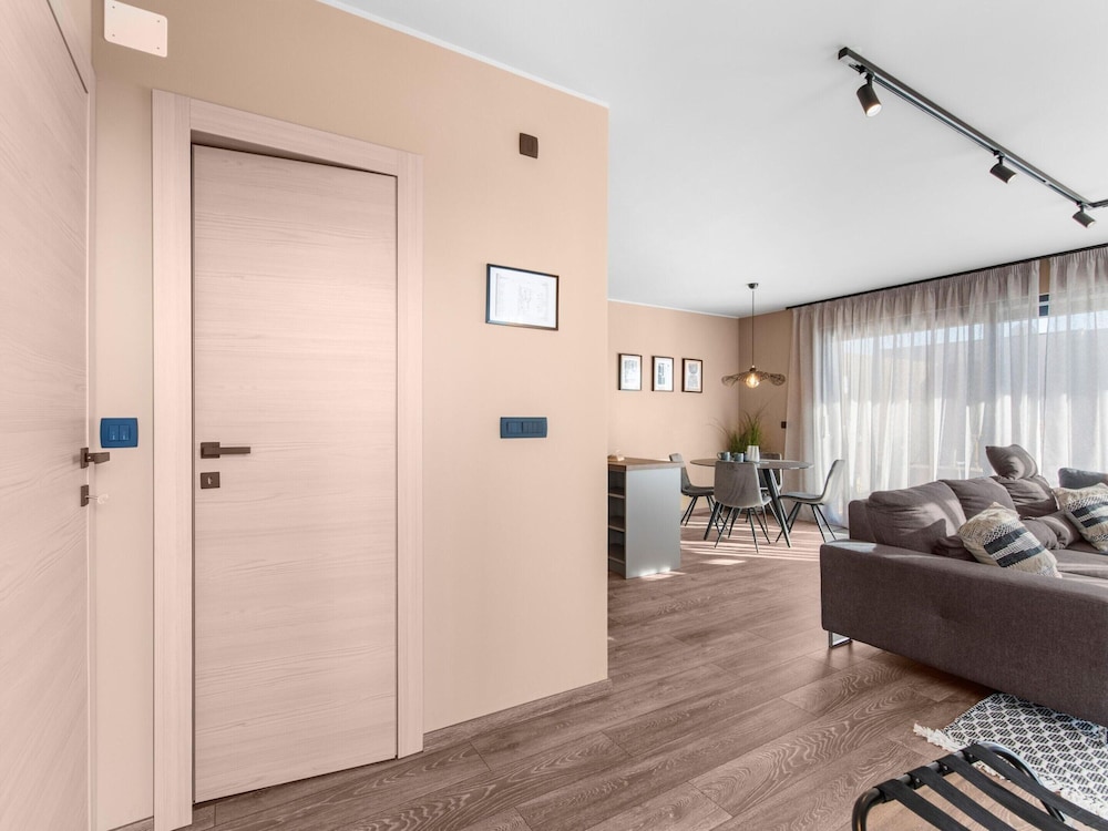 Luxury Apartment With Private Swimming Pool