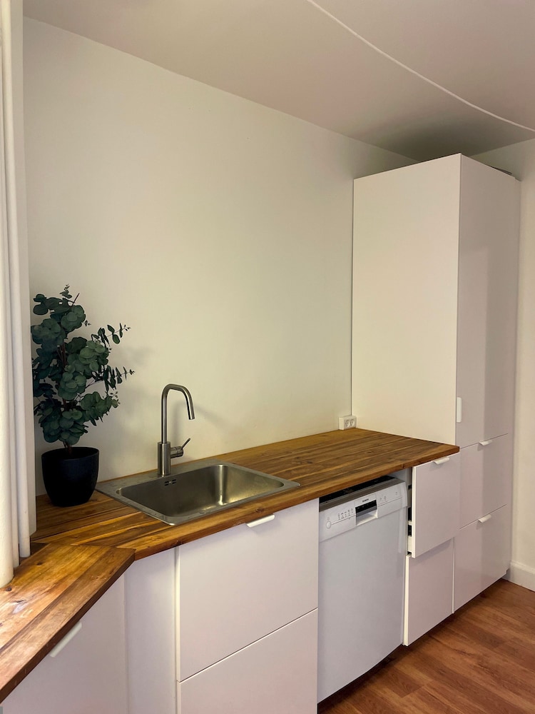 2-bedroom Apartment Retreat