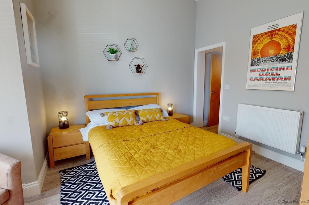 Ilfracombe Cheyne Beach Villa 2 Bedrooms view 2