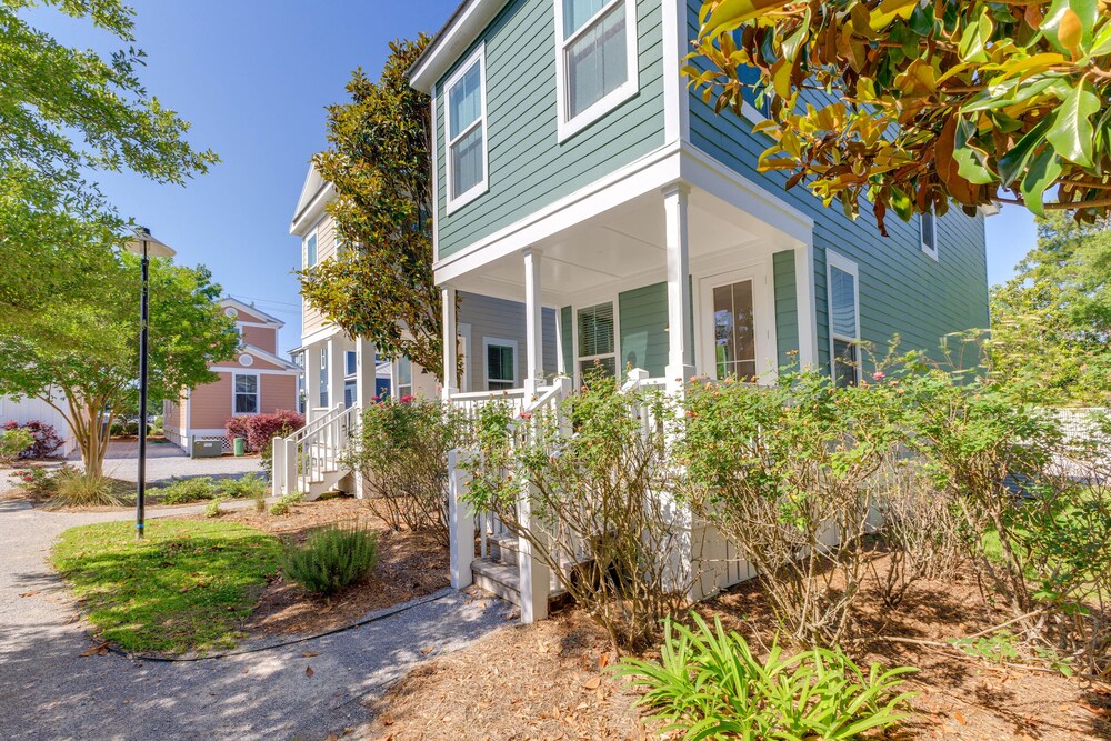 1 Mi to Downtown: Modern Ocean Springs Cottage view 3