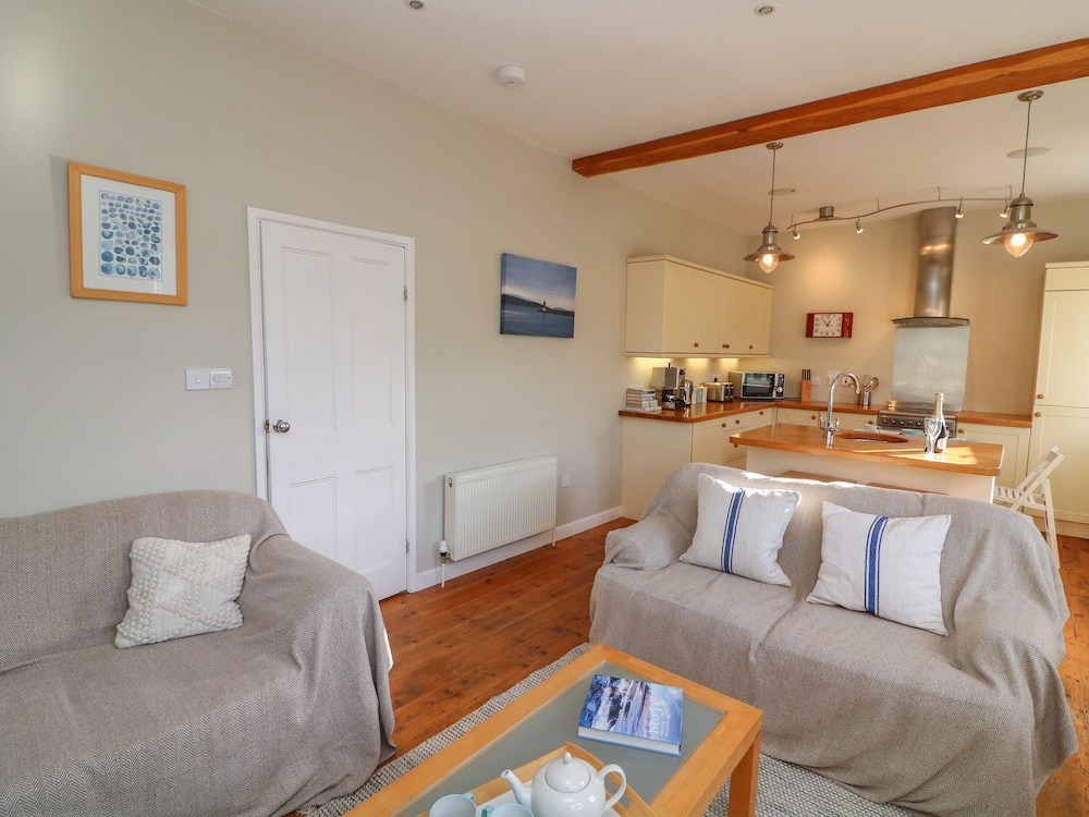1 Bailey's Cottage