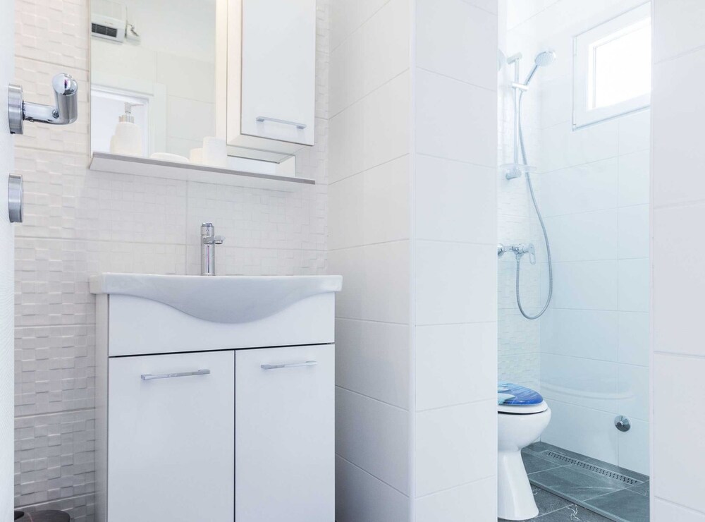 Spacious Zadar Apartments Near Beach