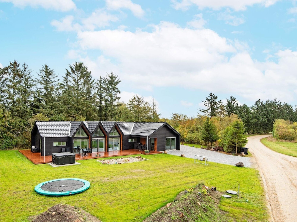 12 Person Holiday Home in Ansager-by Traum view 4