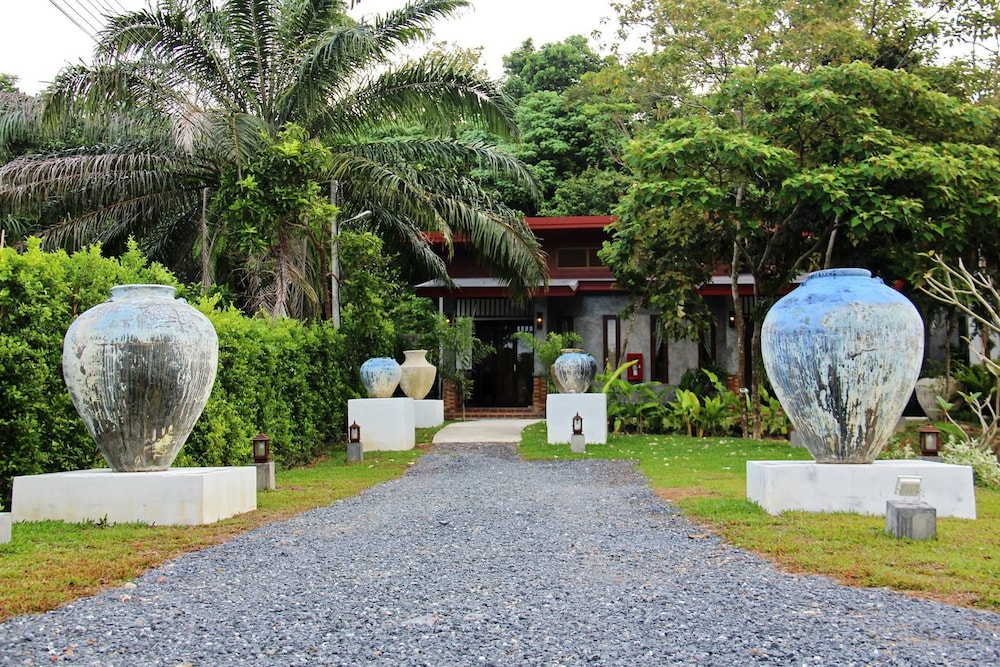 Arthaya Villas