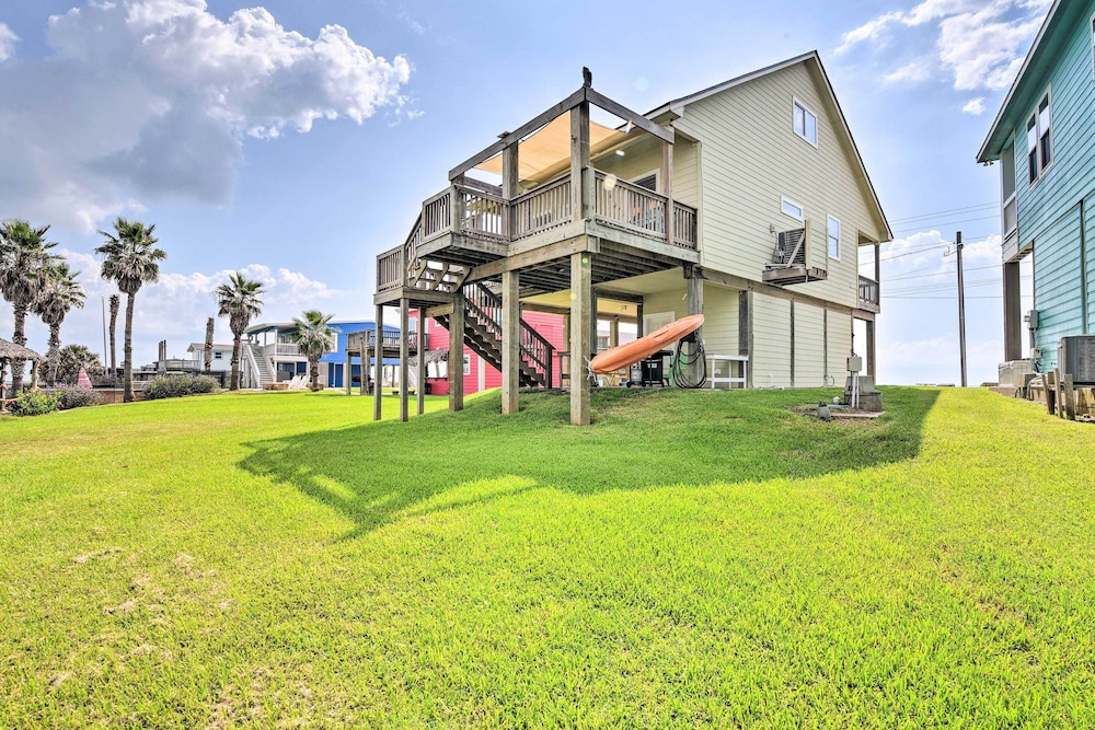 Bay City Home w/ Dock, Ocean Views + Access! view 3