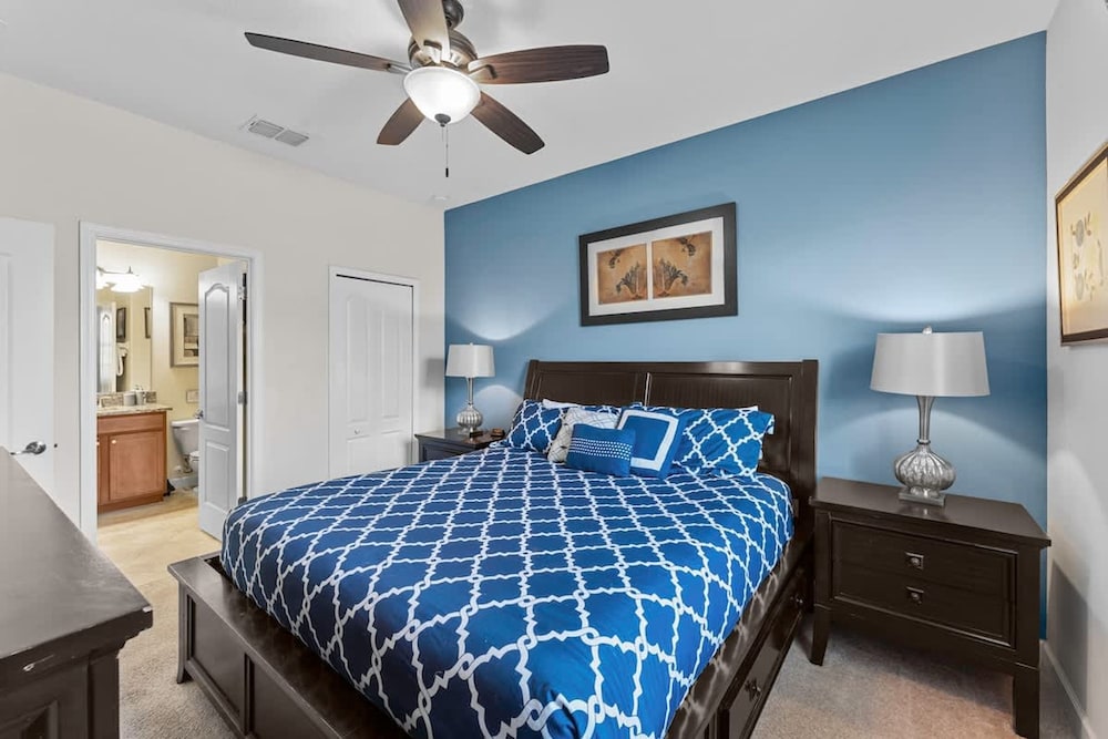 Game Room Large Pool 9BR Disney Area