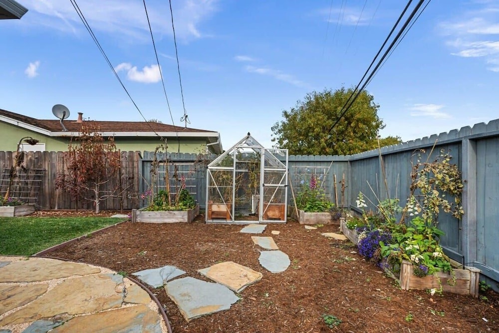 @ Marbella Lane - 3BR Designer Home in Pacifica