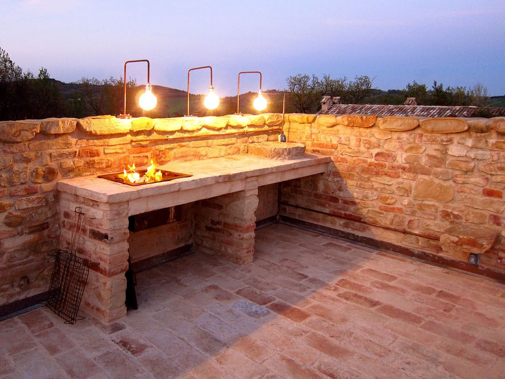 Castello di Granarola Relais – Adults Friendly