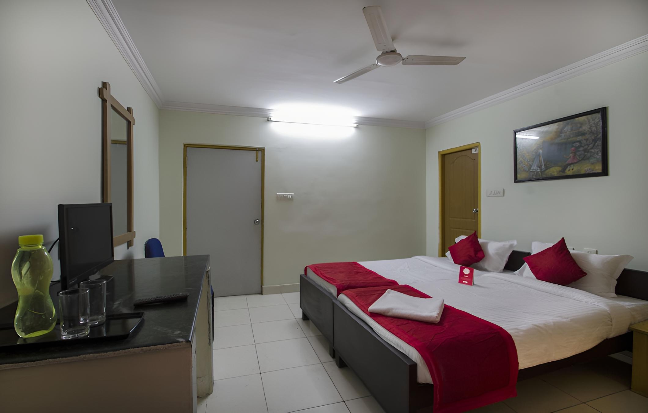OYO 7707 Corpo Suites