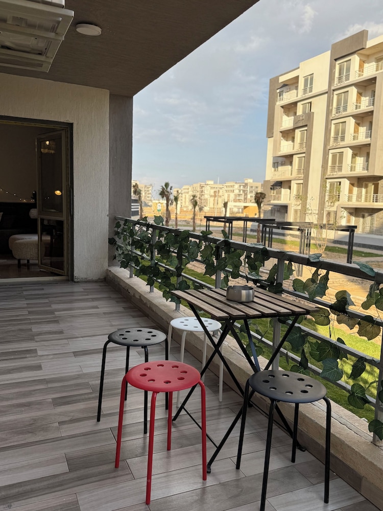 Unique 3-bedroom Apartment in First Al Sheikh Zayed, Cairo