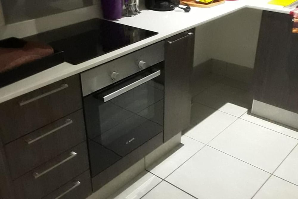 Remarkable 3-bed Apartment in Fourways, Sandton